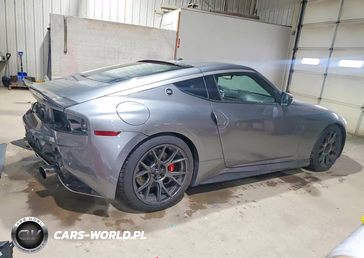 2024 Nissan Z Sport VIN:JN1BZ4AH4RM363050 - 3