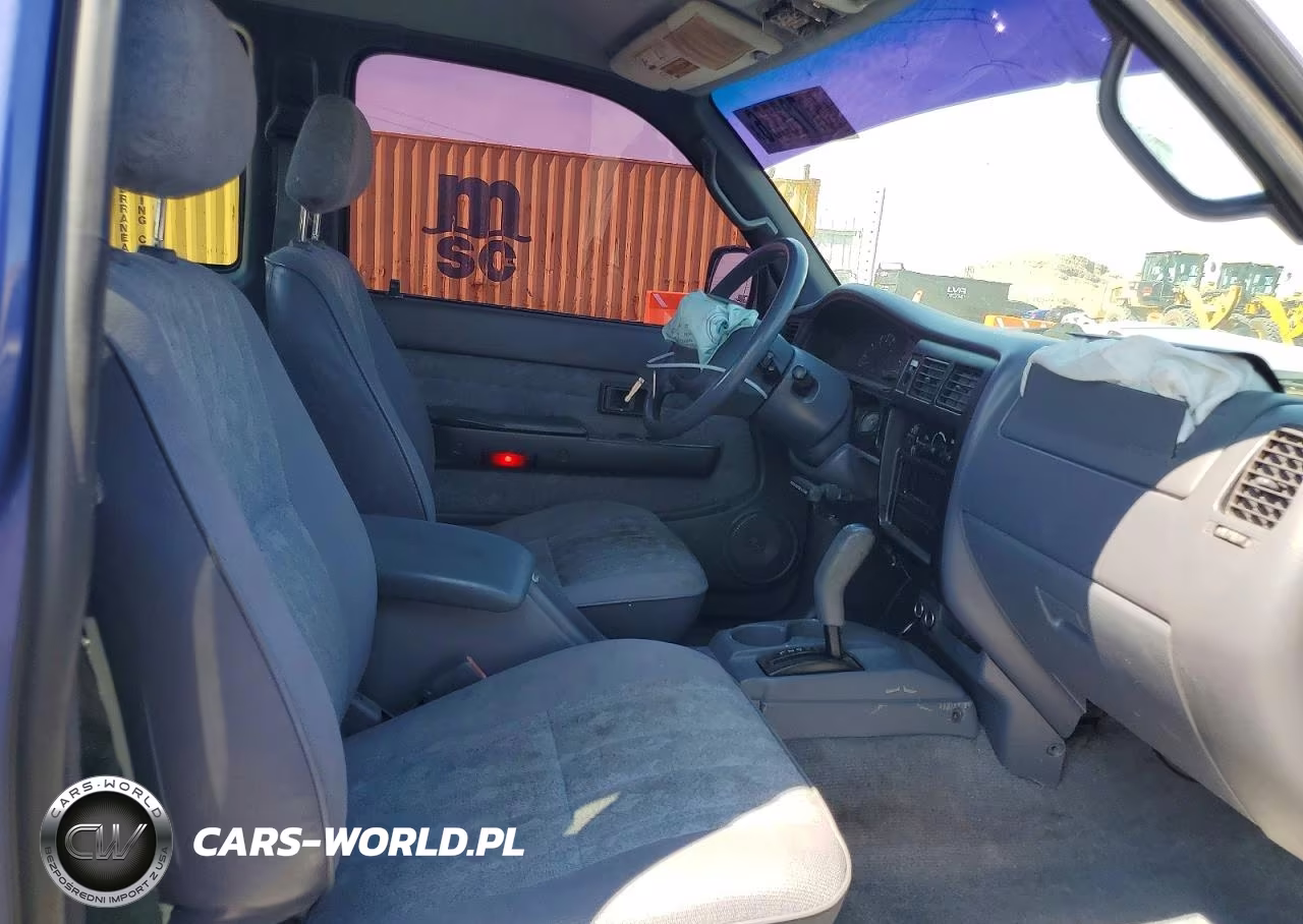 2000 Toyota Tacoma Xtracab Prerunner VIN:5TESN92N7YZ709818 - 10