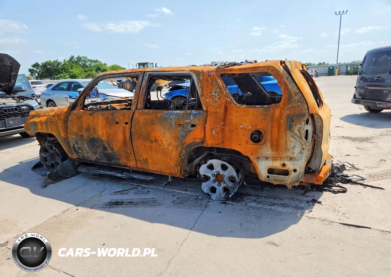 2015 Toyota 4Runner VIN:JTEBU5JR0F5272675 - 2
