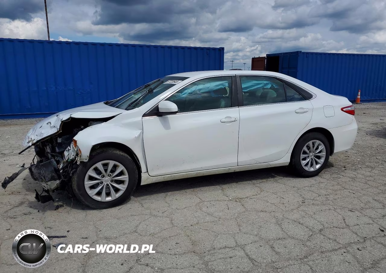 2015 Toyota Camry Le