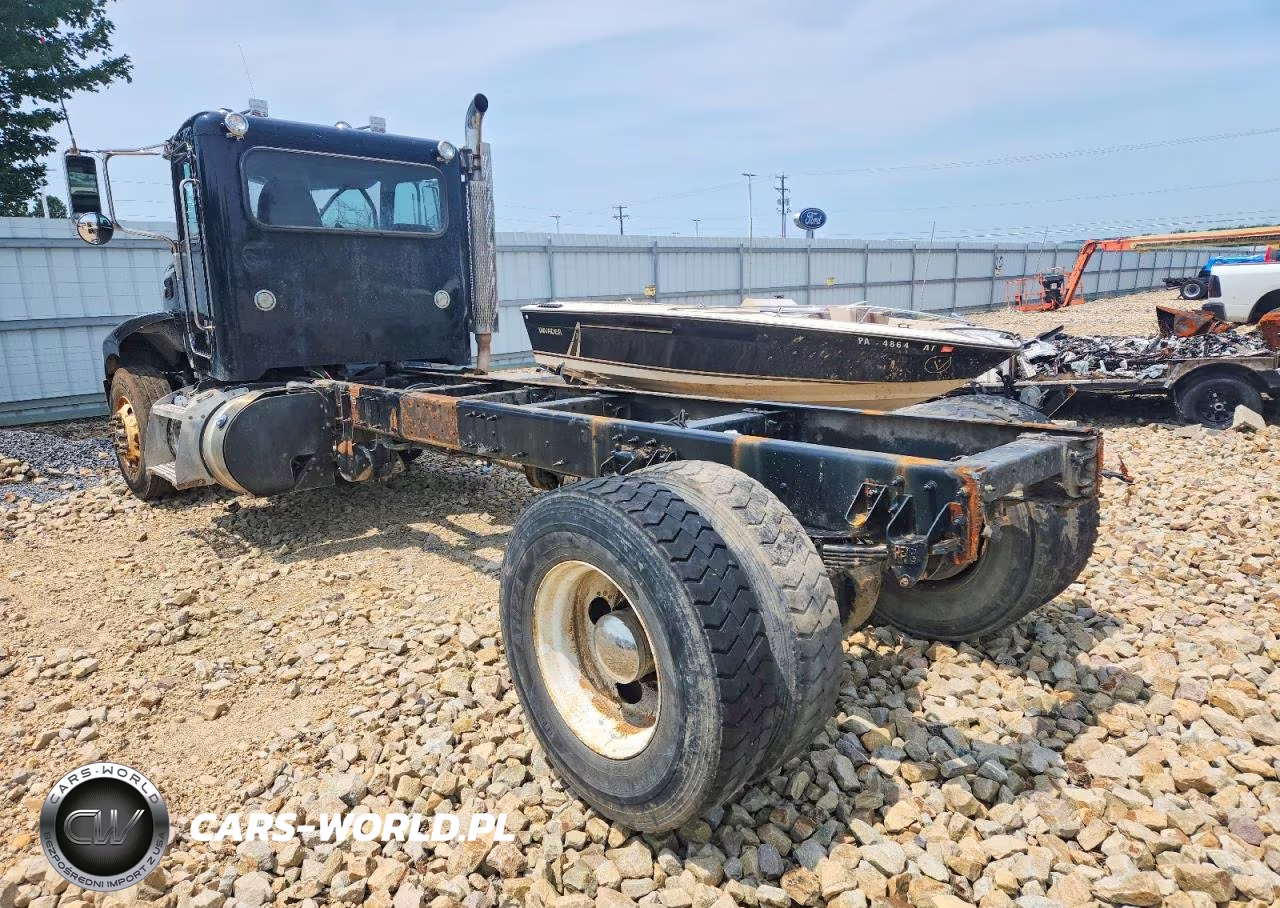 2021 Peterbilt 337 Truck Cab And Chassis VIN:2NP2HJ7X4MM732496 - 3