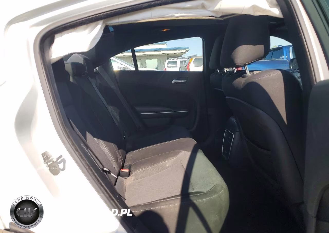 2019 Dodge Charger Sxt VIN:2C3CDXBG6KH758609 - 10