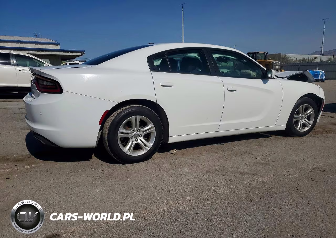 2019 Dodge Charger Sxt VIN:2C3CDXBG6KH758609 - 3