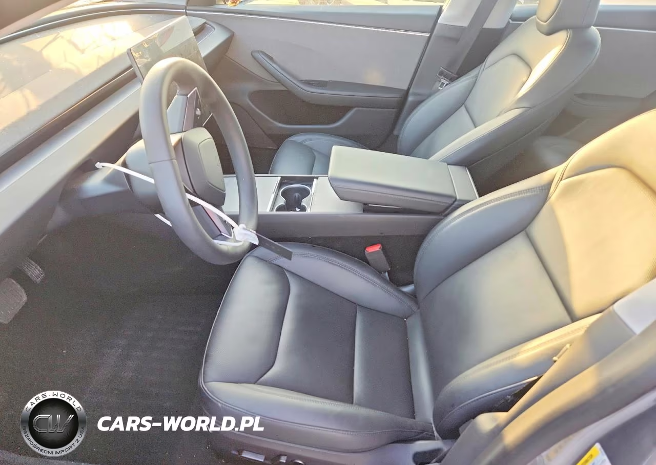 2025 Tesla Model 3 VIN:5YJ3E1EA0SF054537 - 7