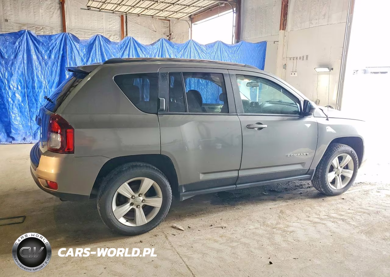 2014 Jeep Compass Sport VIN:1C4NJDBB8ED538728 - 3