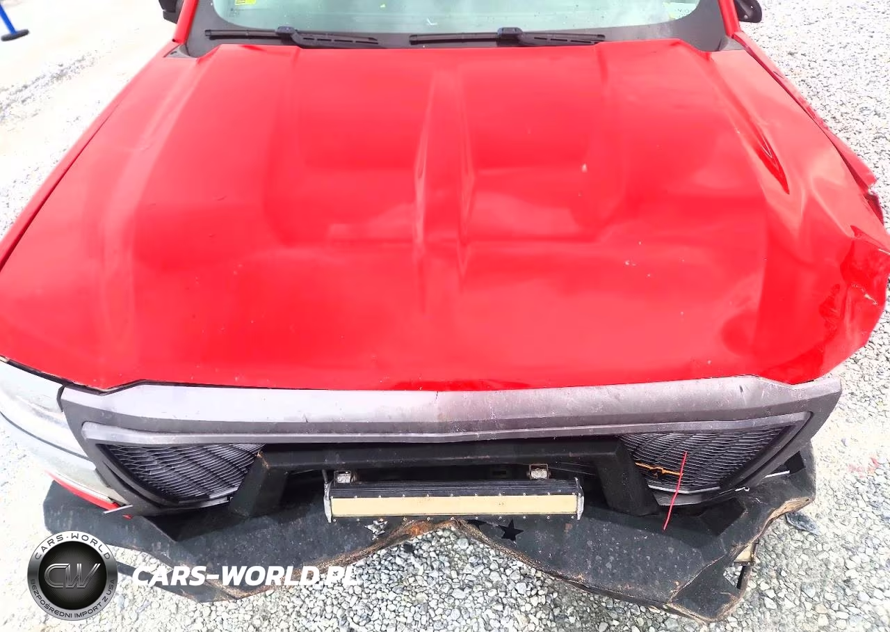 2018 Chevrolet Silverado C1500 Lt VIN:3GCPCREC9JG314370 - 11