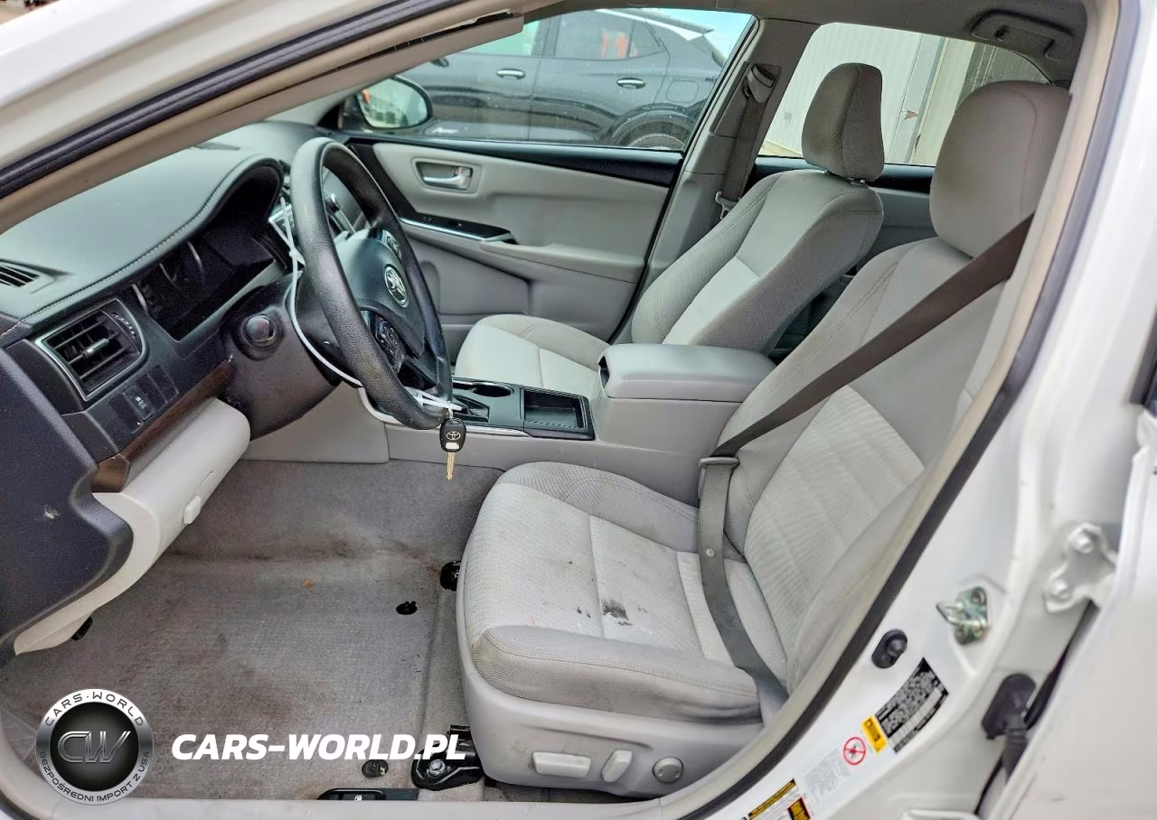 2016 Toyota Camry Le VIN:4T4BF1FK4GR557469 - 7