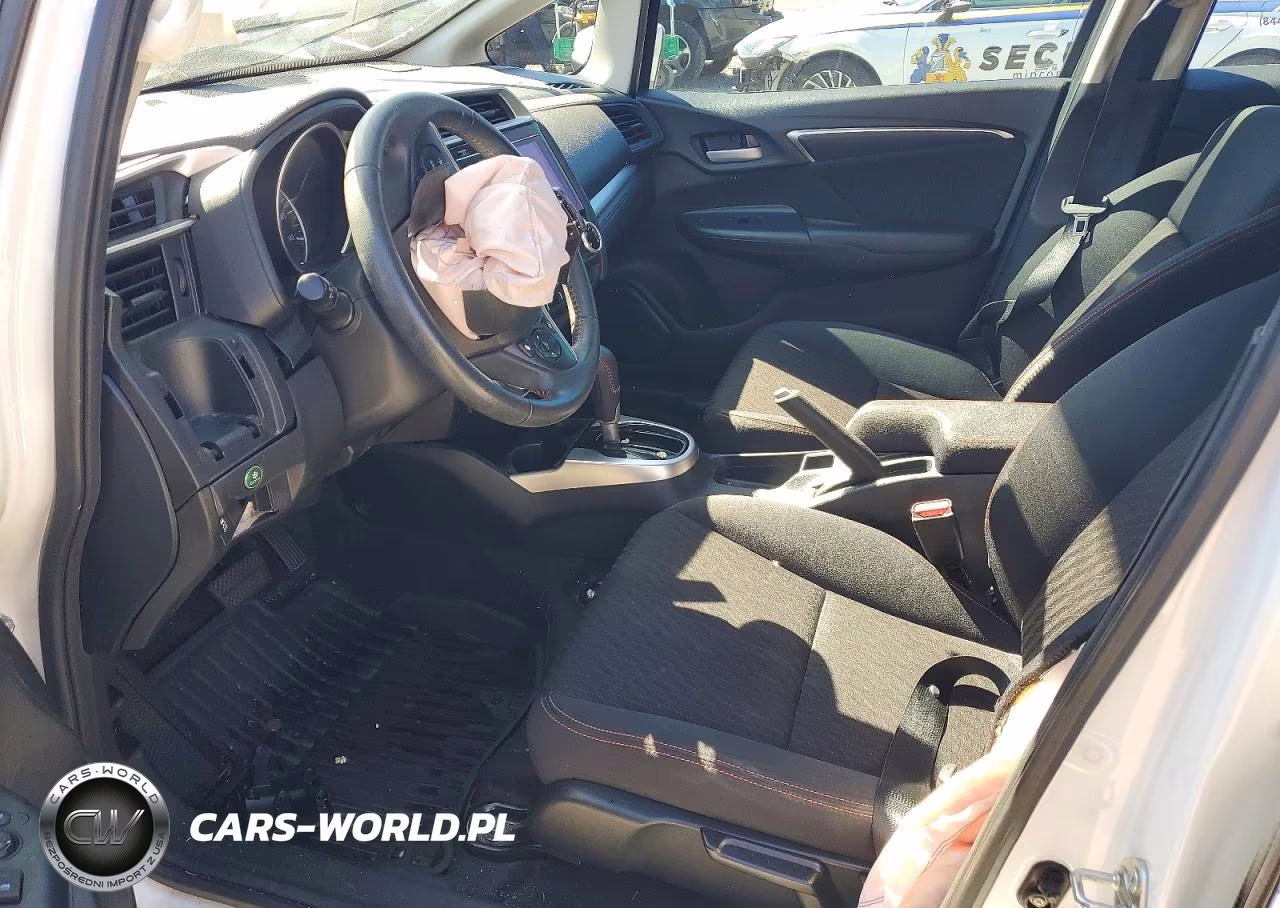2018 Honda Fit Sport VIN:3HGGK5H63JM707639 - 7