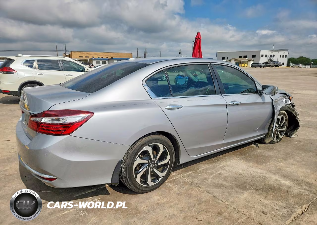 2017 Honda Accord Exl VIN:1HGCR2F90HA136527 - 3