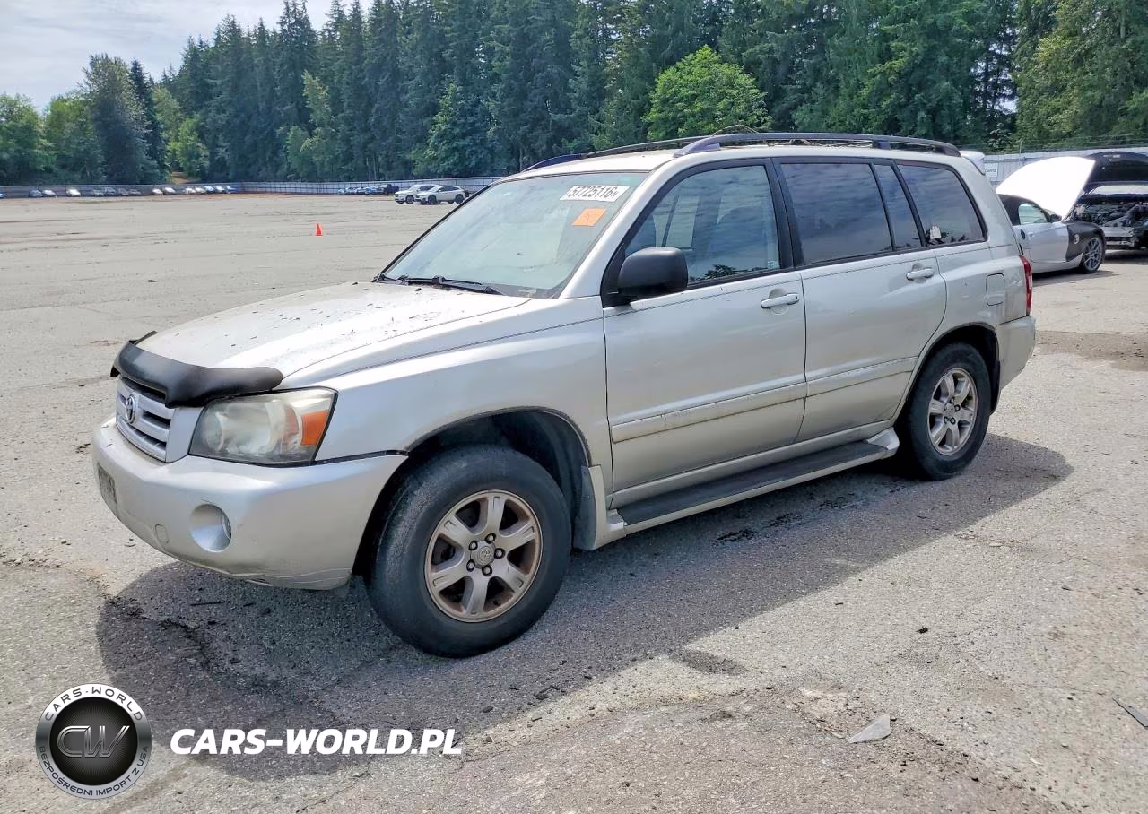 2004 Toyota Highlander Base