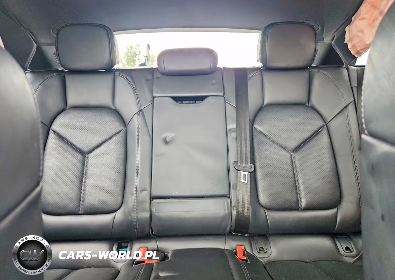 2020 Porsche Macan VIN:WP1AA2A55LLB10387 - 10