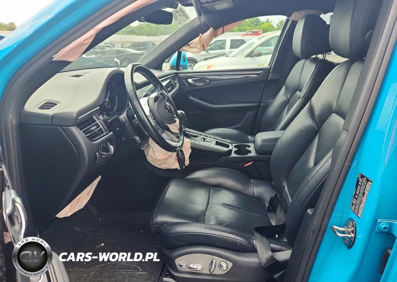 2020 Porsche Macan VIN:WP1AA2A55LLB10387 - 7