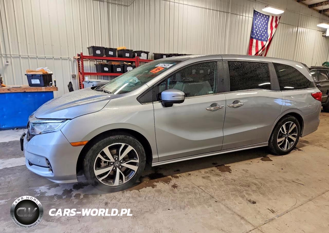 2024 Honda Odyssey Touring – zdjęcie 1 z 12