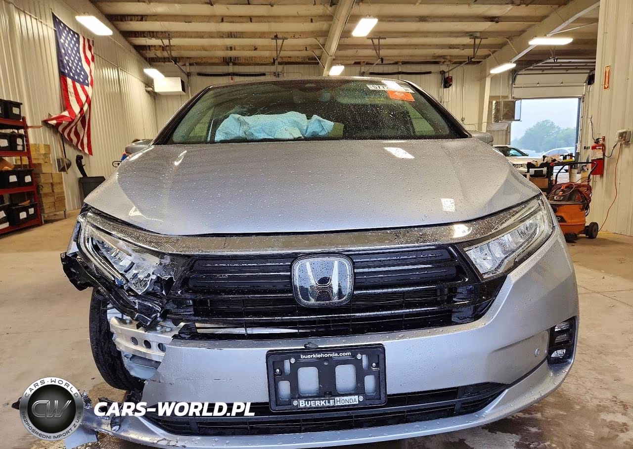 2024 Honda Odyssey Touring VIN:5FNRL6H83RB031902 - 5