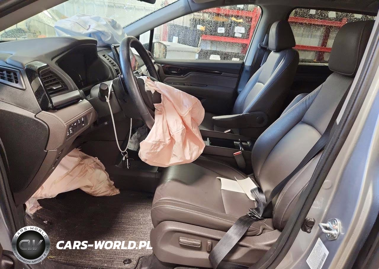 2024 Honda Odyssey Touring VIN:5FNRL6H83RB031902 - 7