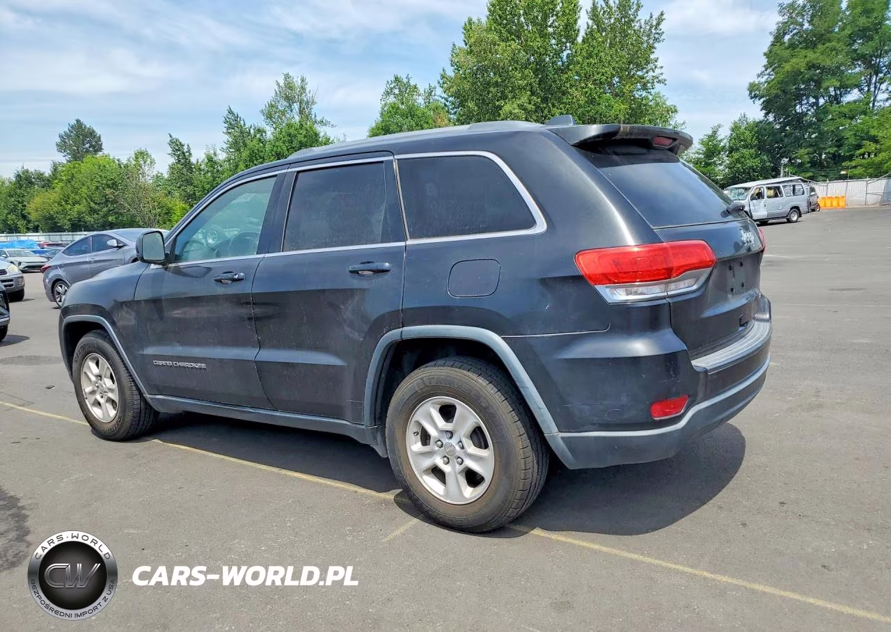2015 Jeep Grand Cherokee Laredo VIN:1C4RJEAG8FC713930 - 2