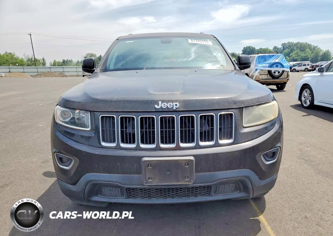 2015 Jeep Grand Cherokee Laredo VIN:1C4RJEAG8FC713930 - 5