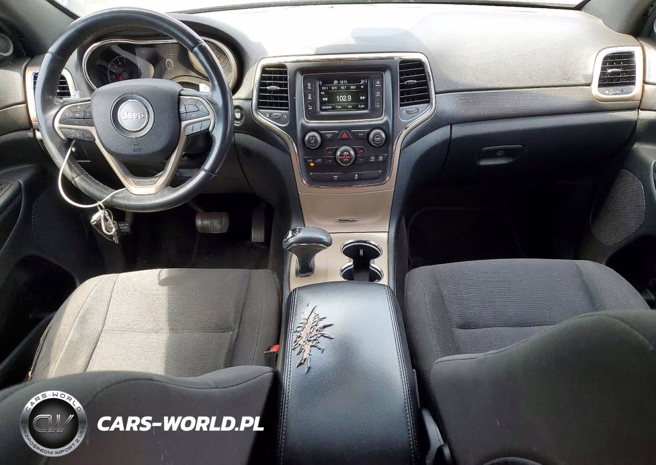 2015 Jeep Grand Cherokee Laredo VIN:1C4RJEAG8FC713930 - 8