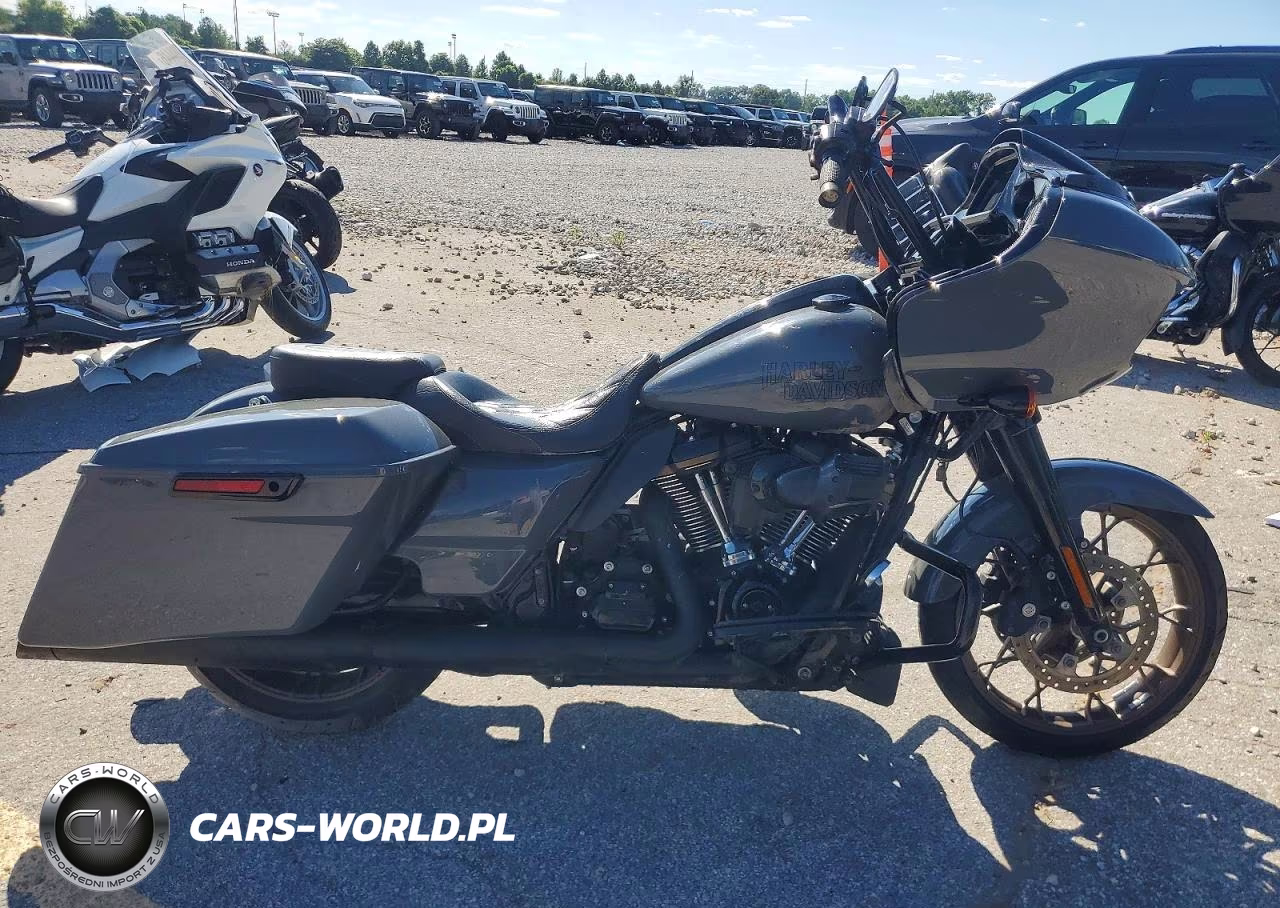 2022 Harley Davidson Fltrxst – zdjęcie 1 z 8