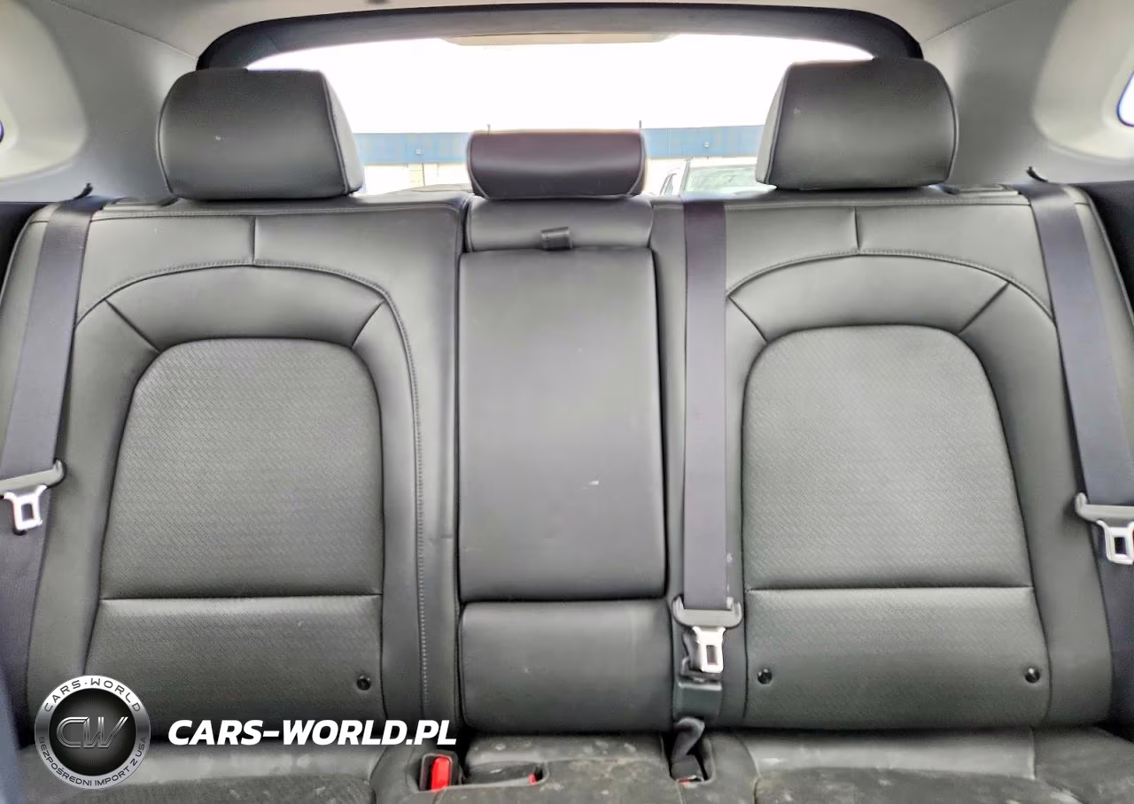 2020 Hyundai Kona Limited VIN:KM8K33AG7LU093556 - 10