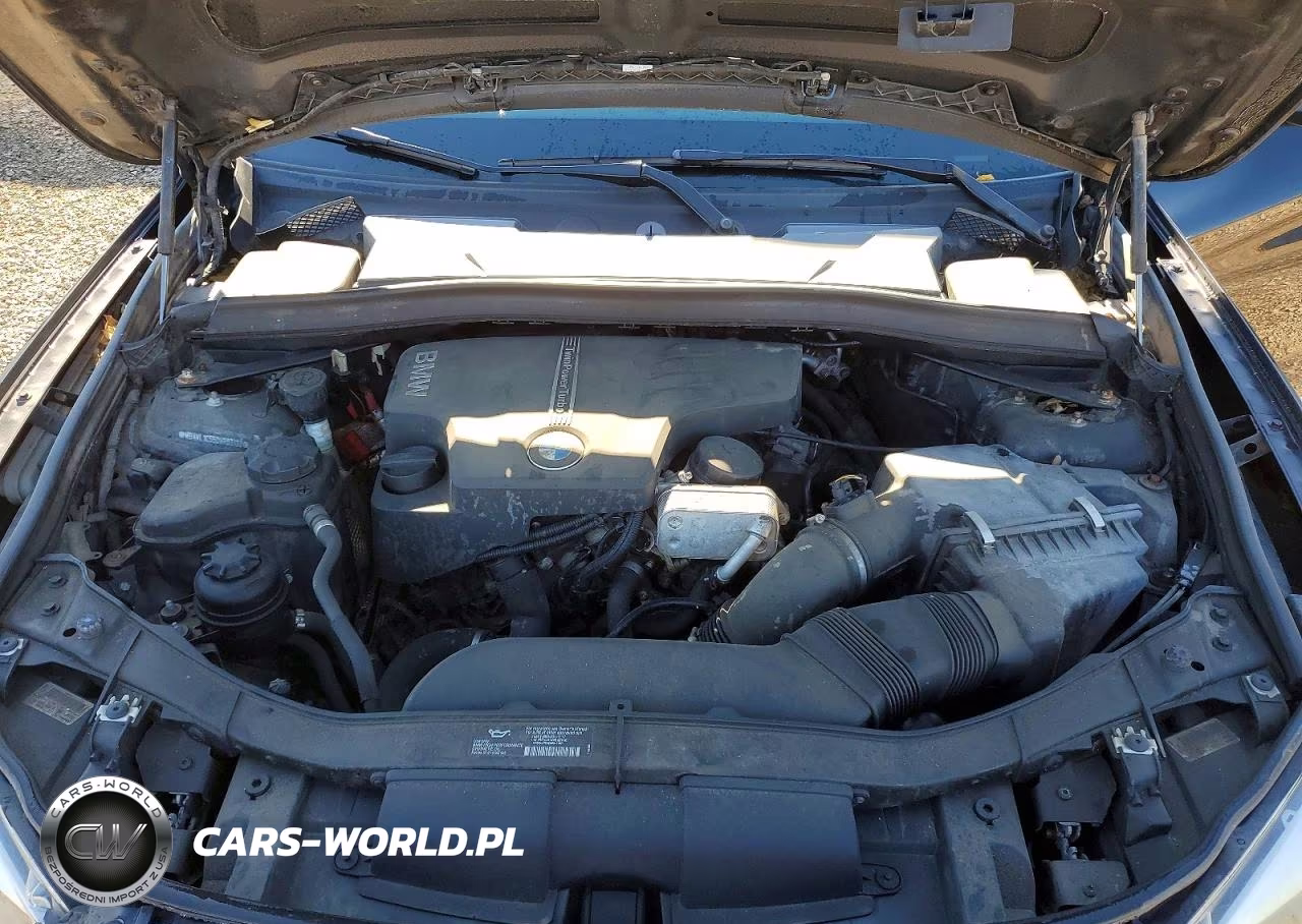 2013 BMW X1 xDrive28I VIN:WBAVL1C55DVR83130 - 12
