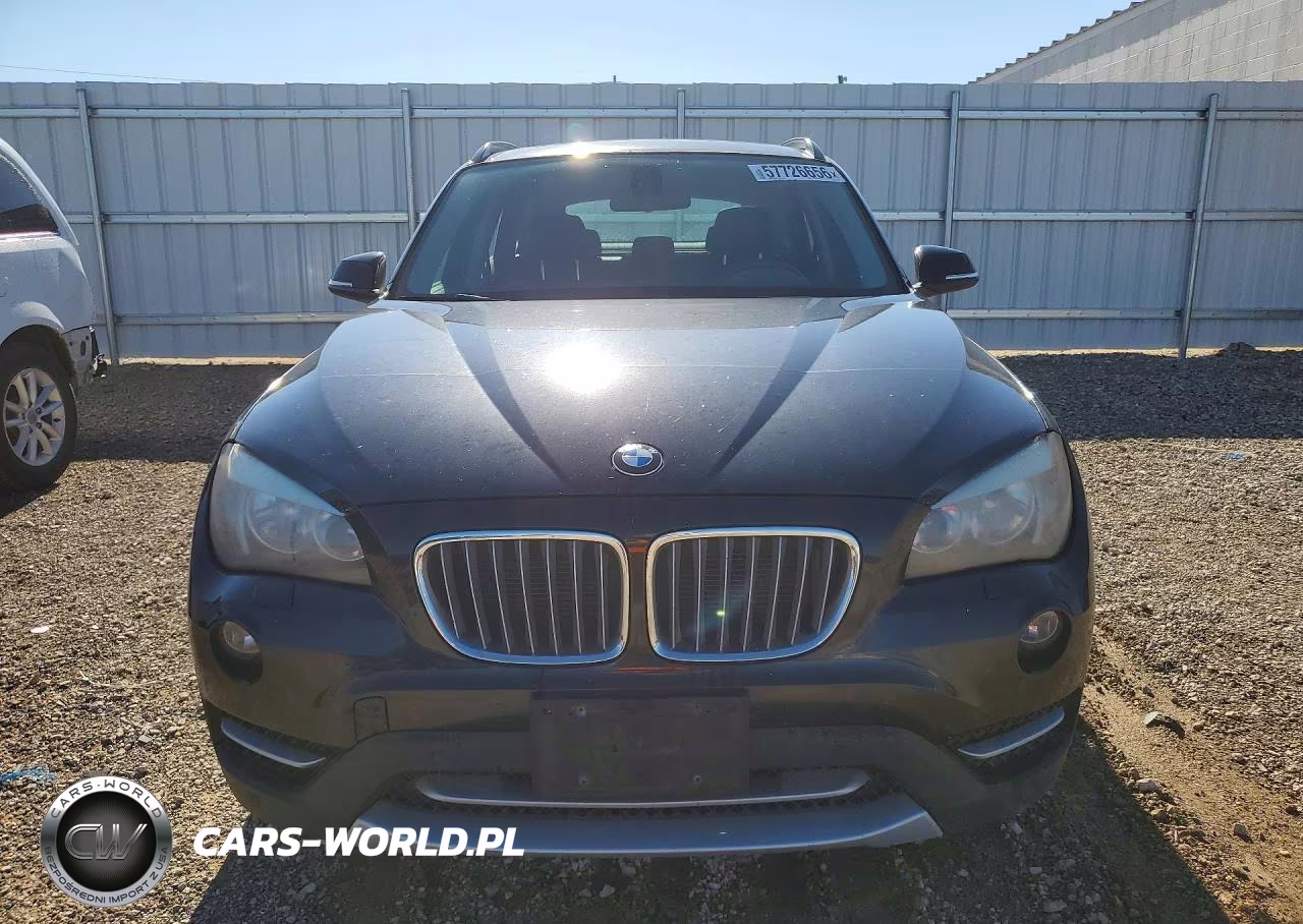 2013 BMW X1 xDrive28I VIN:WBAVL1C55DVR83130 - 5