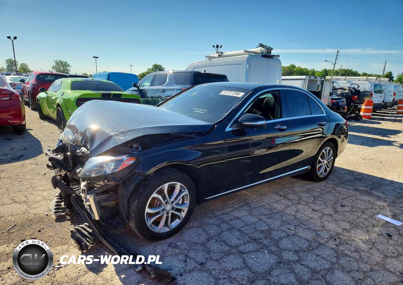 2015 Mercedes-Benz C 300 4Matic – zdjęcie 1 z 12