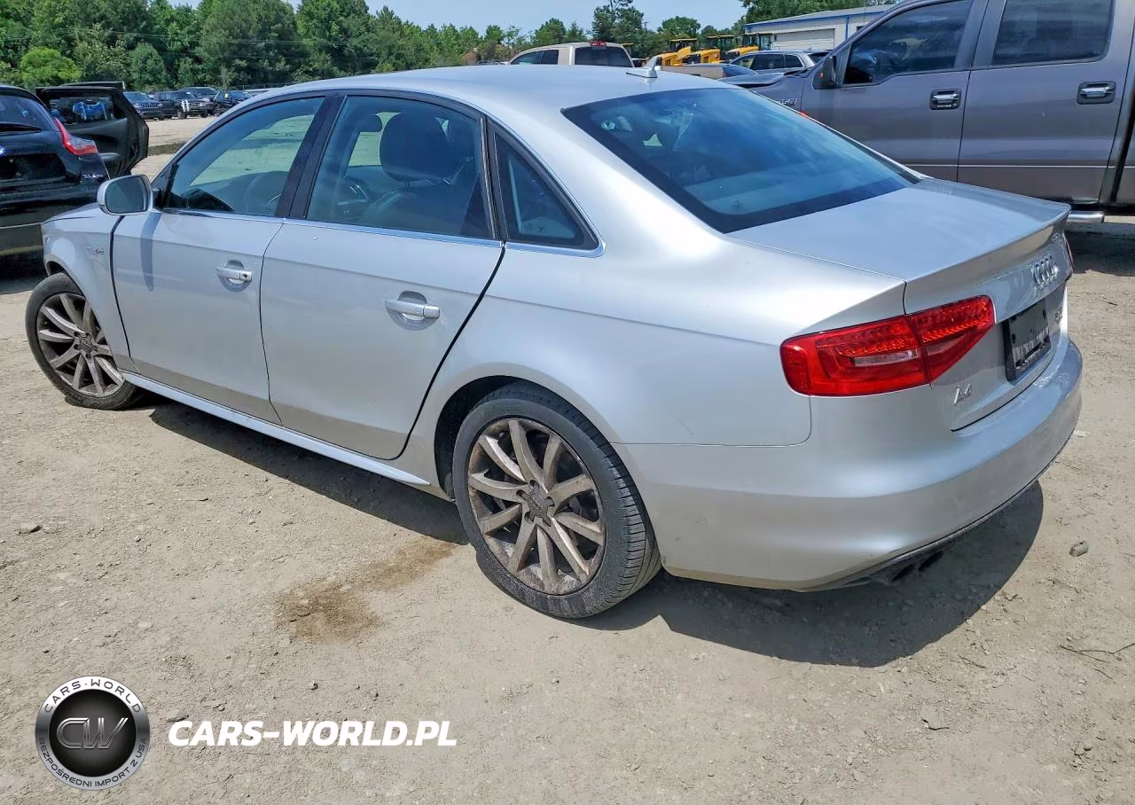 2014 Audi A4 Premium VIN:WAUBFAFL2EN030512 - 2