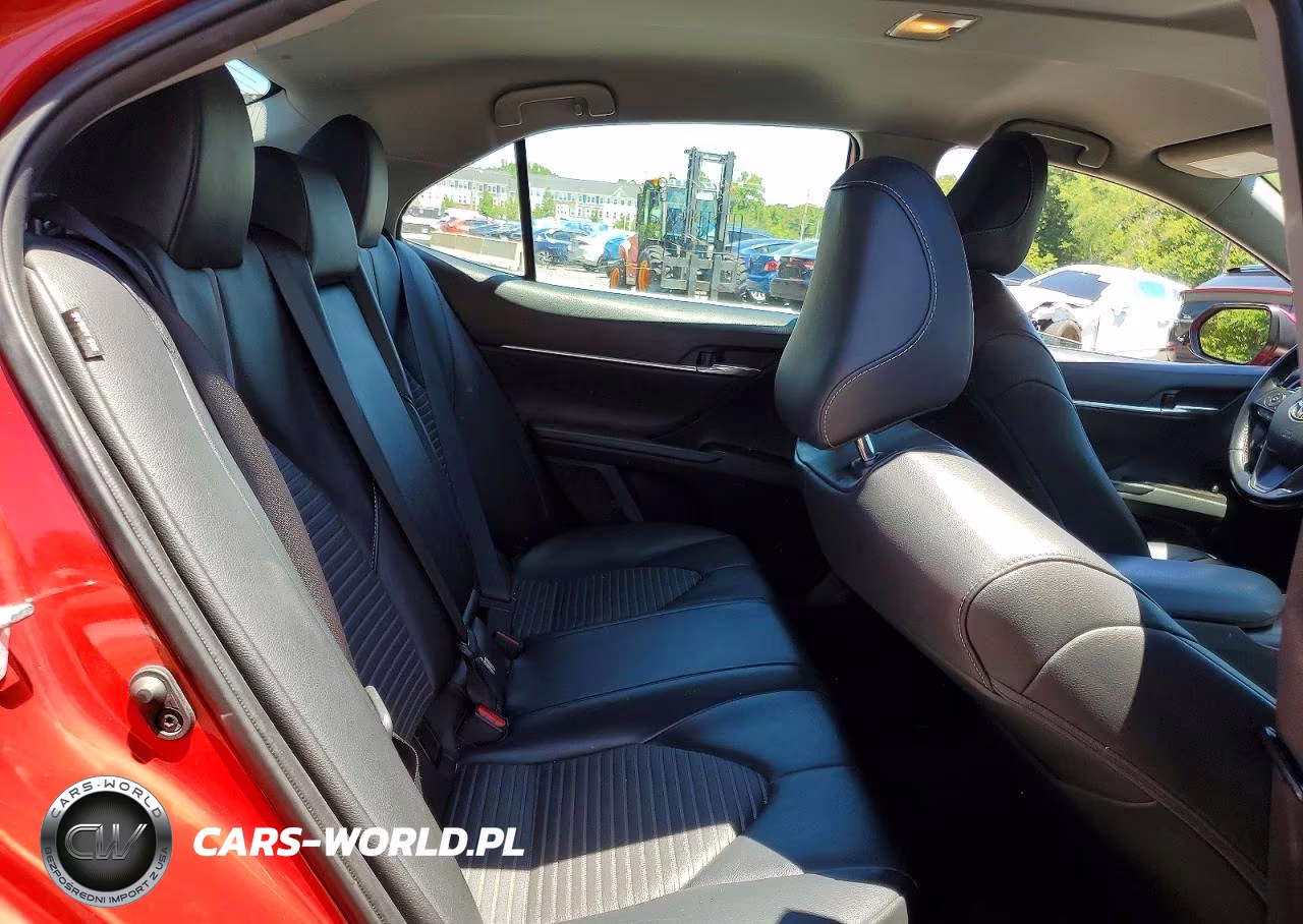 2021 Toyota Camry Se VIN:4T1G11AK3MU444050 - 10