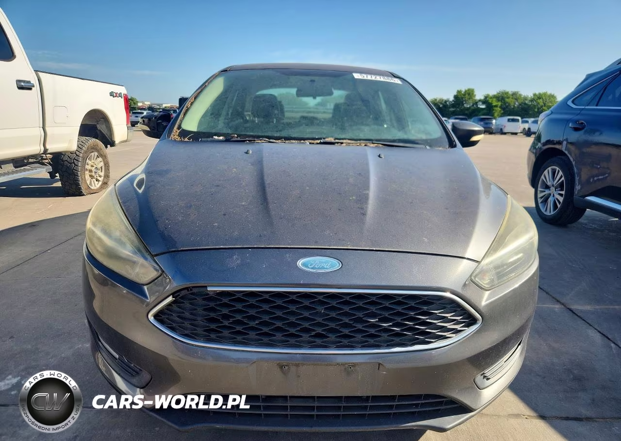 2015 Ford Focus Se VIN:1FADP3F20FL227922 - 5