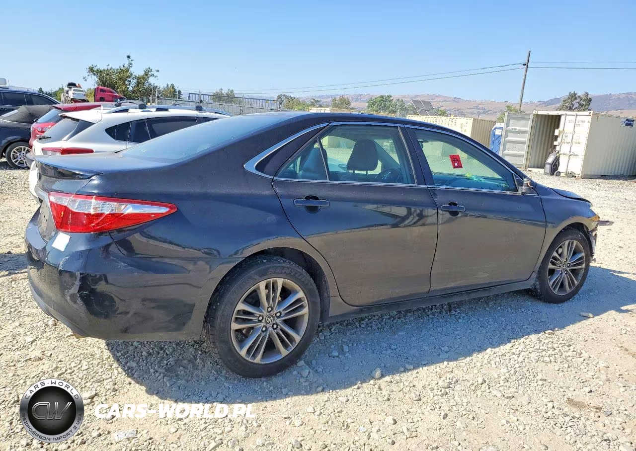 2017 Toyota Camry Se VIN:4T1BF1FK4HU396276 - 3