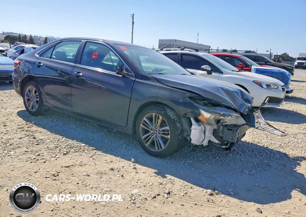 2017 Toyota Camry Se VIN:4T1BF1FK4HU396276 - 4