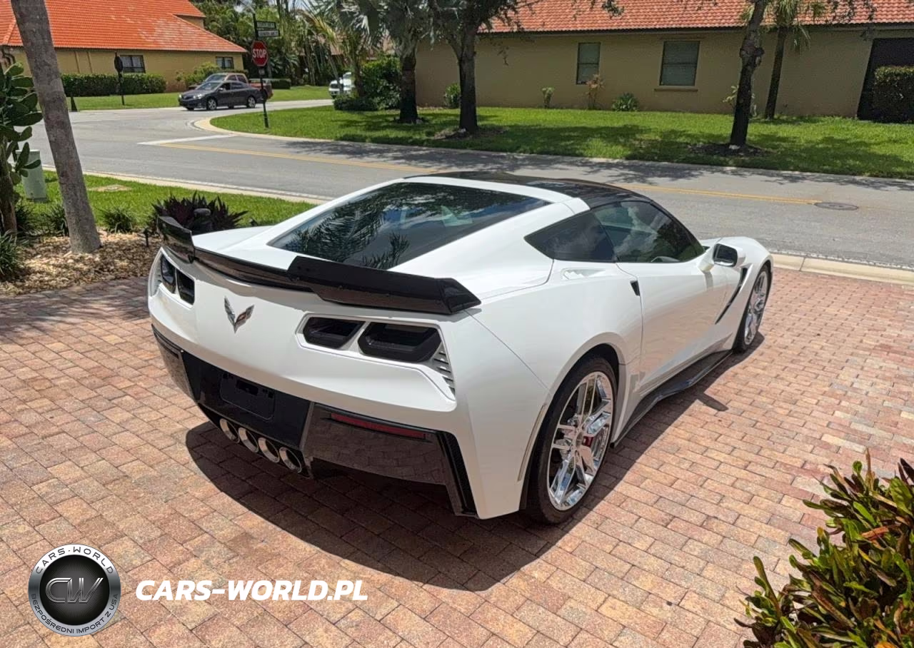 2016 Chevrolet Corvette Stingray Z51 3Lt VIN:1G1YL2D71G5104192 - 4