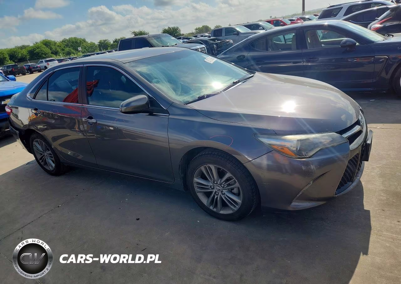 2016 Toyota Camry Se VIN:4T1BF1FK2GU143679 - 4