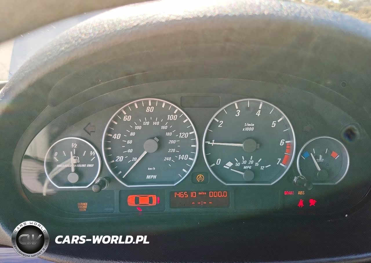 2002 BMW 330 Ci VIN:WBABS53422EV88159 - 9
