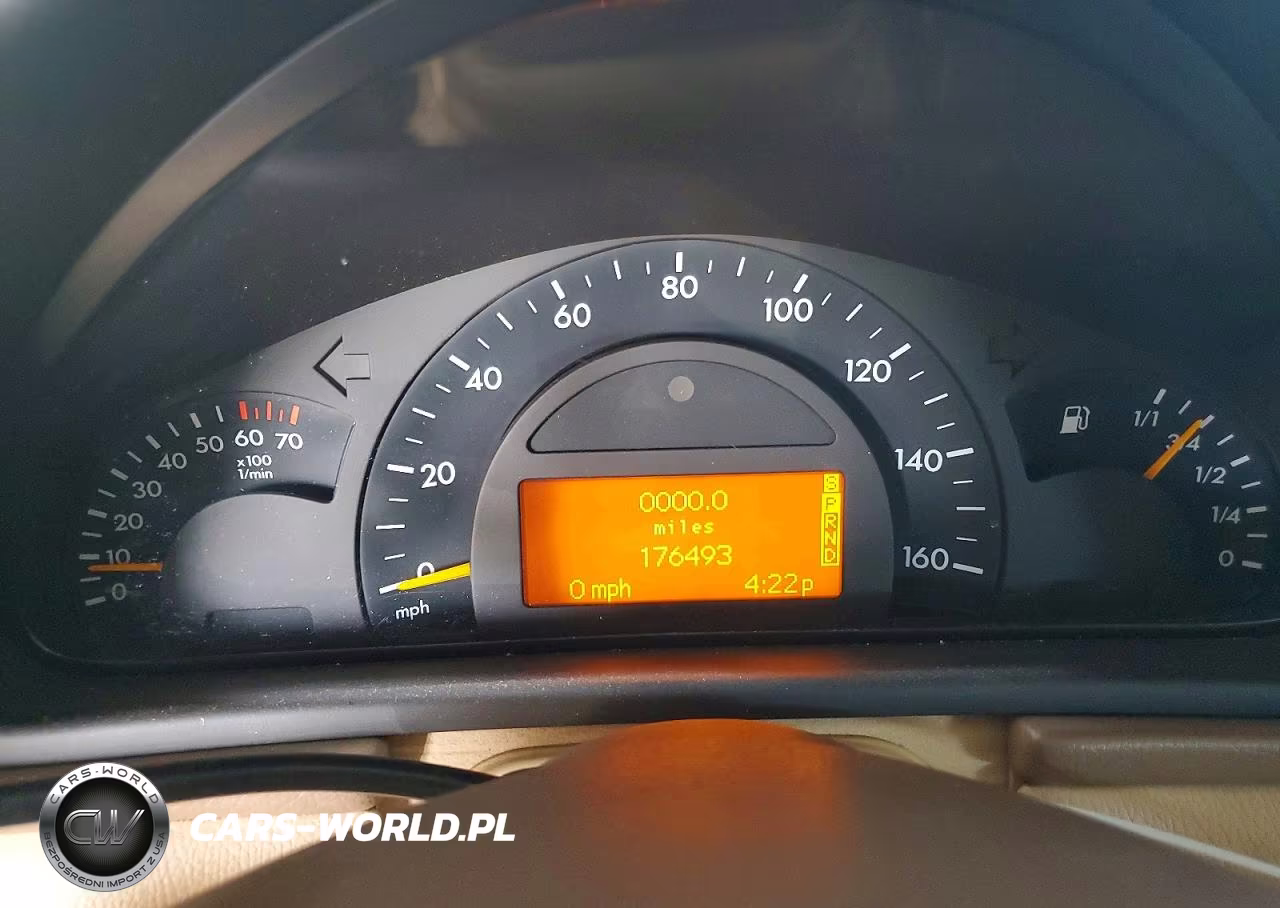 2003 Mercedes-Benz C240 VIN:WDBRF61J33F372044 - 9
