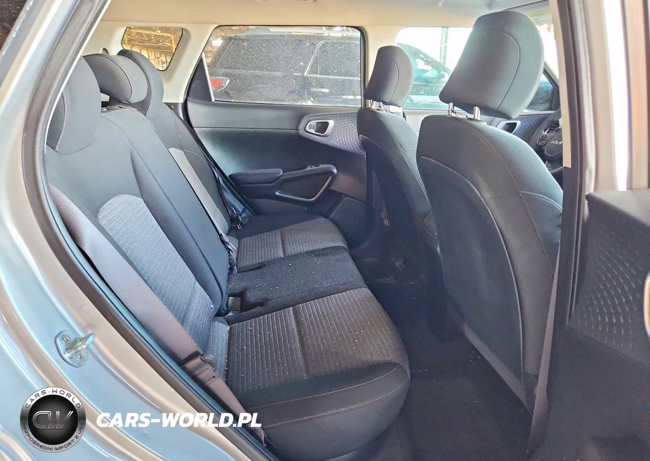 2021 Kia Soul S VIN:KNDJ23AU2M7756380 - 10
