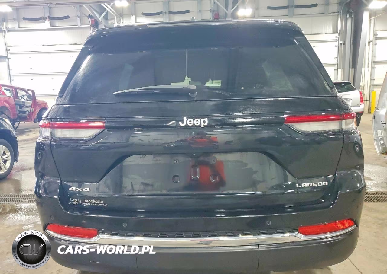 2025 Jeep Grand Cherokee Laredo VIN:1C4RJHAG6SC265361 - 6