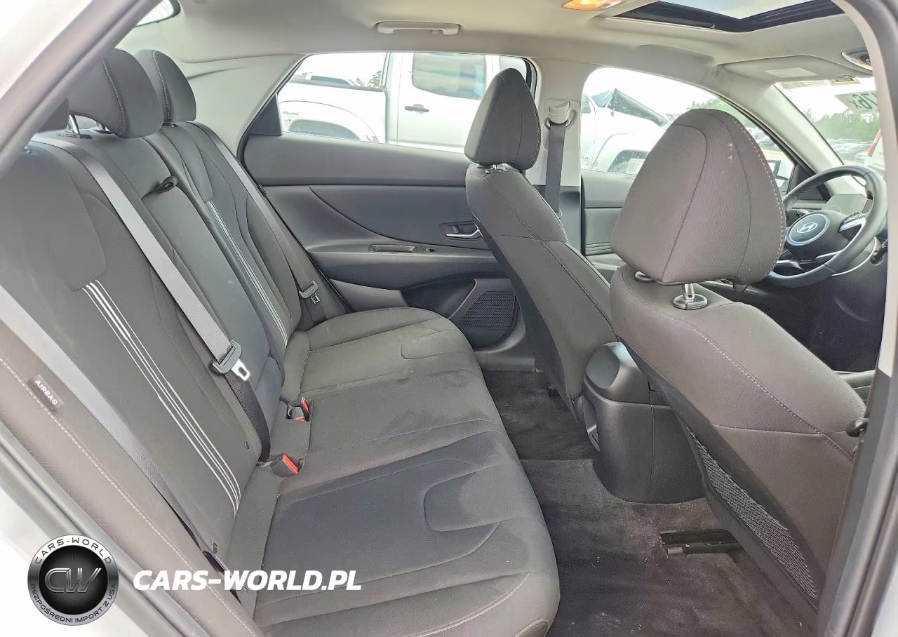 2025 Hyundai Elantra Sel VIN:KMHLS4DG2SU007030 - 12