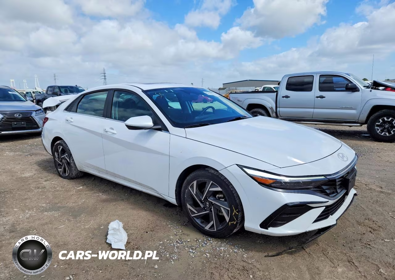 2025 Hyundai Elantra Sel VIN:KMHLS4DG2SU007030 - 4