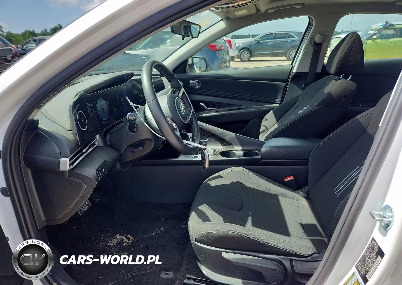 2025 Hyundai Elantra Sel VIN:KMHLS4DG2SU007030 - 9