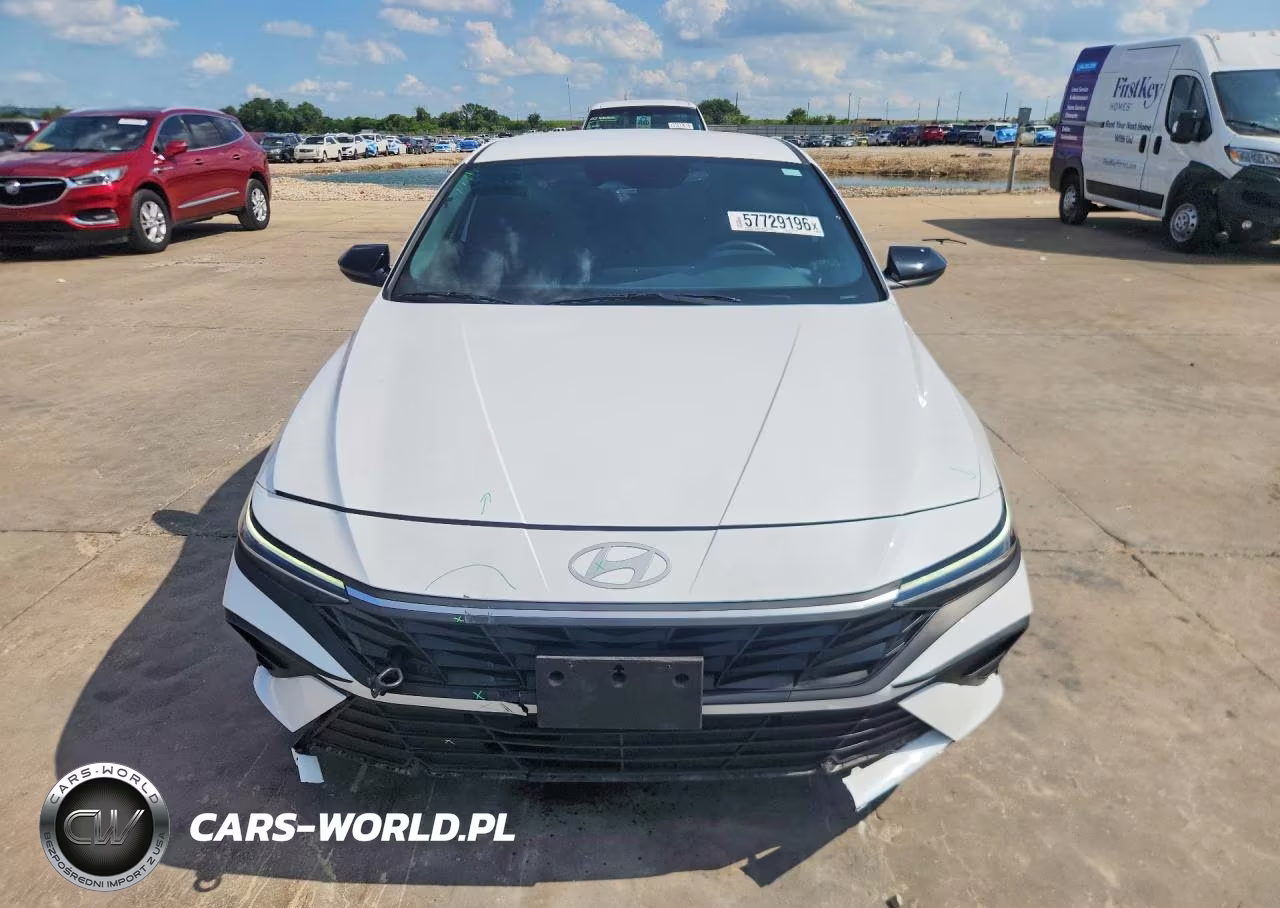 2025 Hyundai Elantra Sel Sport VIN:KMHLM4DG1SU923465 - 5