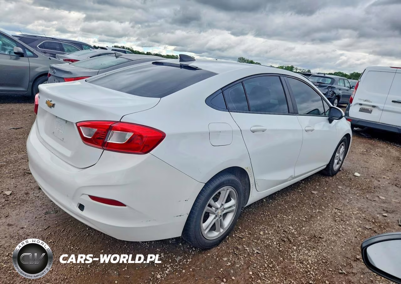 2018 Chevrolet Cruze Ls VIN:1G1BC5SM8J7194078 - 3