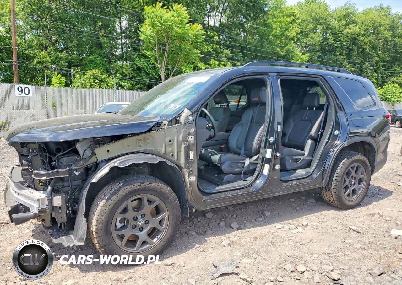 2025 Honda Pilot Trailsport – zdjęcie 1 z 13