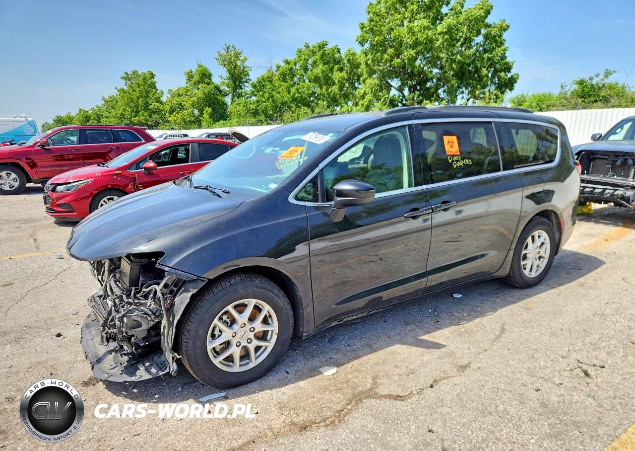 2021 Chrysler Voyager Lxi