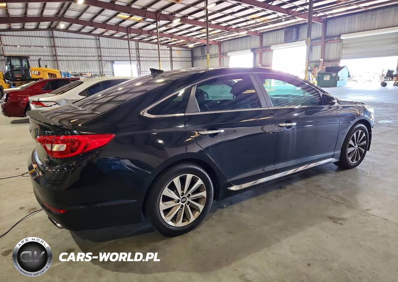 2017 Hyundai Sonata Sport VIN:5NPE34AF9HH453877 - 3