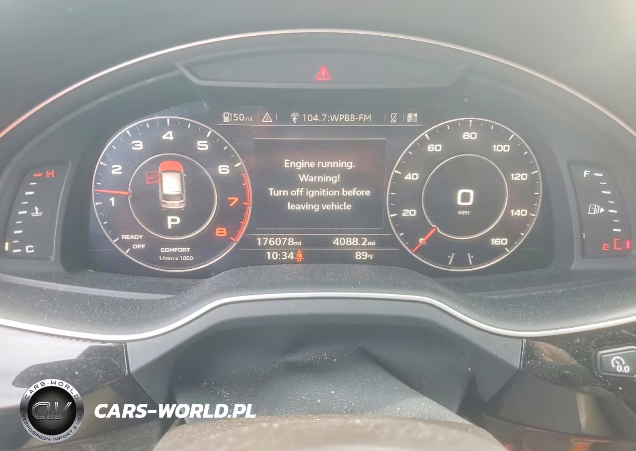 2017 Audi Q7 Premium Plus VIN:WA1LAAF75HD033692 - 9