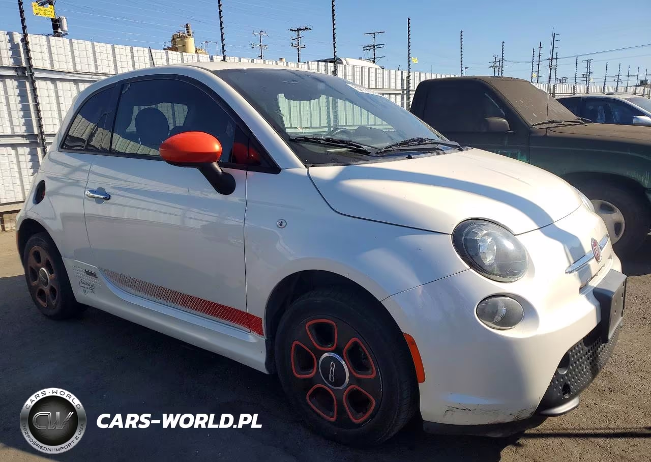2016 Fiat 500 Electric VIN:3C3CFFGE2GT165257 - 4