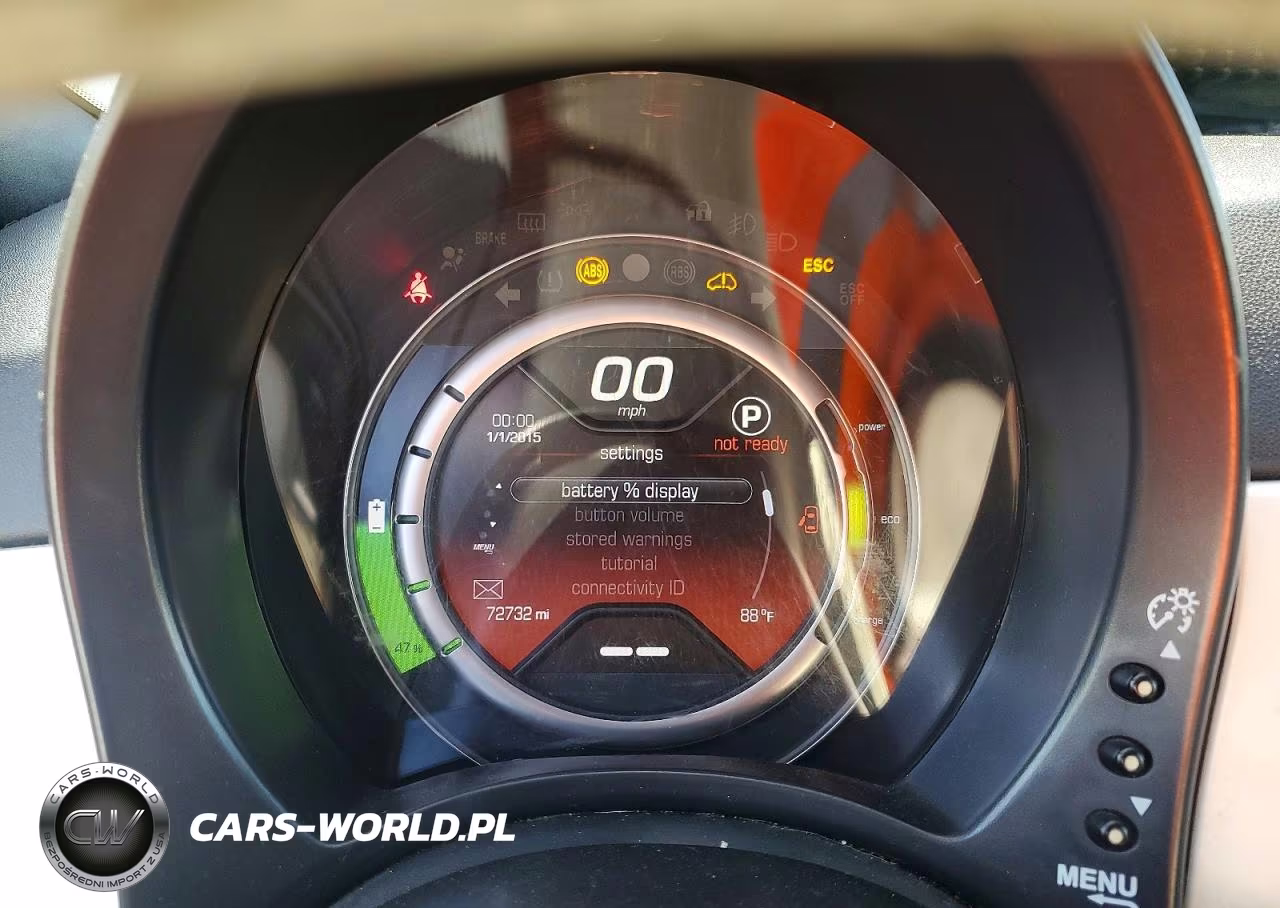 2016 Fiat 500 Electric VIN:3C3CFFGE2GT165257 - 9