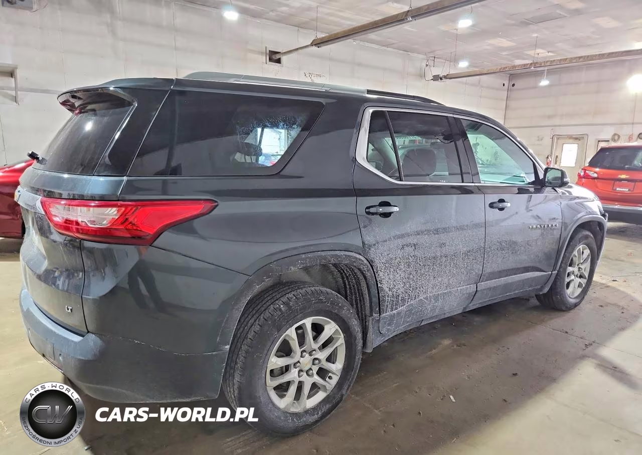 2018 Chevrolet Traverse Lt VIN:1GNEVGKW5JJ176143 - 3